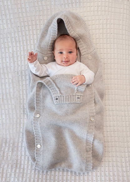 Nid d’ange bébé en cachemire gris BOTIBOTY