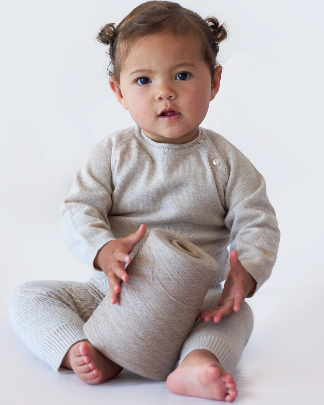 Pull raglan bébé beige en cachemire BOTIBOTY